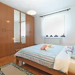 Boris 1079 Appartement *