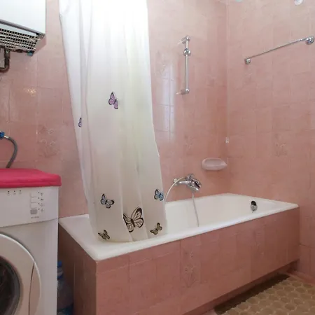 Boris 1079 Apartman Galižana