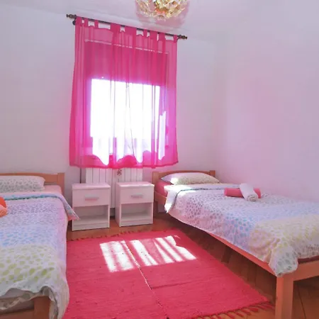 Apartman Boris 1079 *