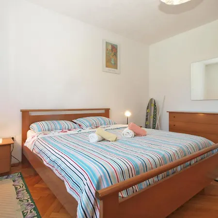 Boris 1079 Galižana